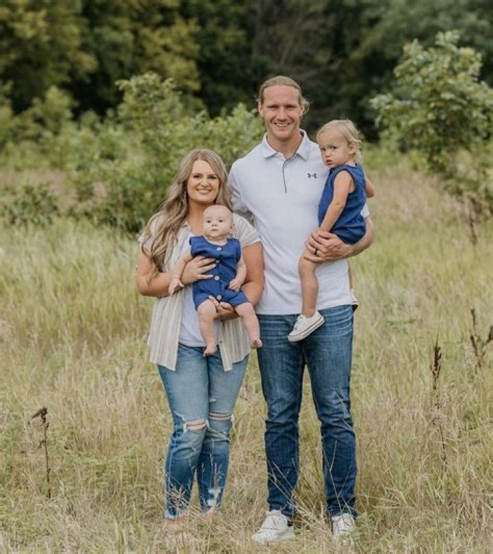 Andrew Van Ginkel family, wife, children, parents, siblings |