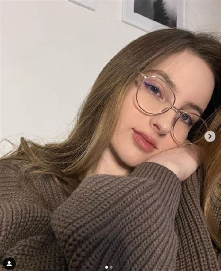 Anny Walker Wiki, Bio, age, height, family, photos, videos, net worth