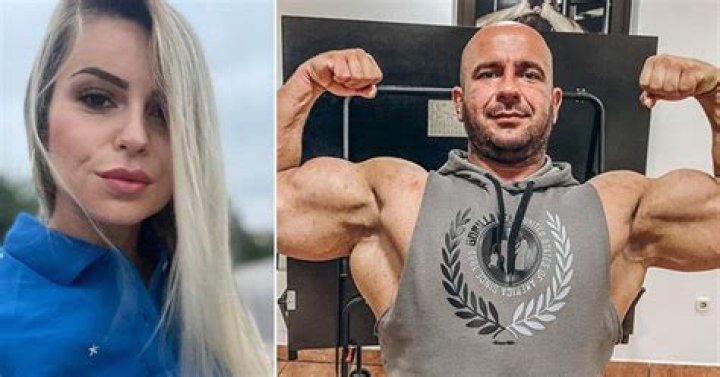 Bodybuilder livestreams ex-wifes murder |