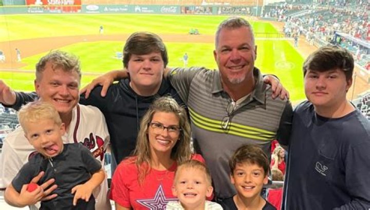 Chipper Jones Bio, Age, Parents, Net Worth, Spouse, Children