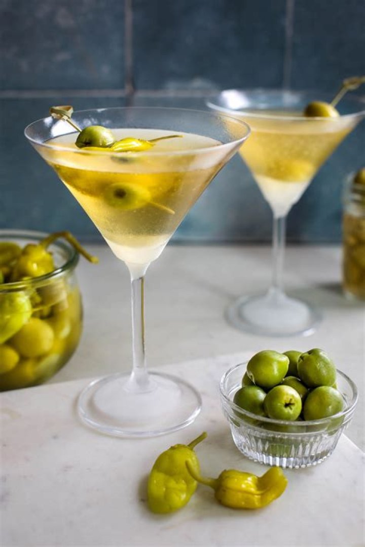 Discover The Ultimate Dirty Martini Recipe For An Unforgettable New Year's Eve