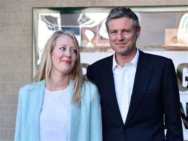 Goldsmith's Divorce, Wealth, And Intrigue