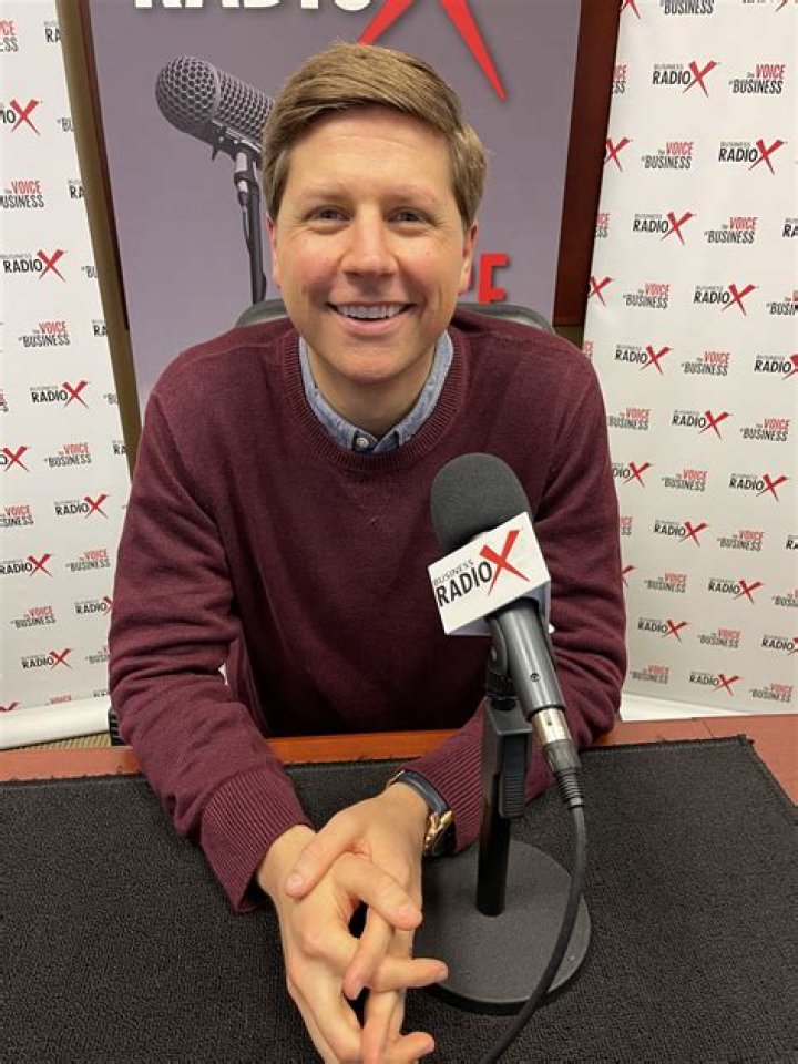 How Much Is the Comedian and Podcaster Worth? |