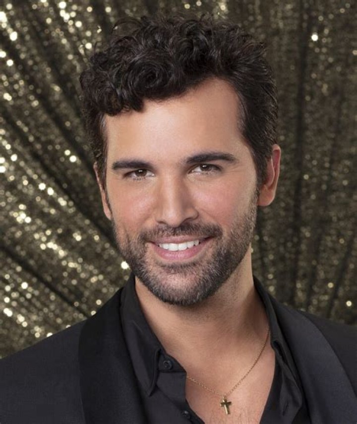 Is Juan Pablo Di Pace In A Relationship?