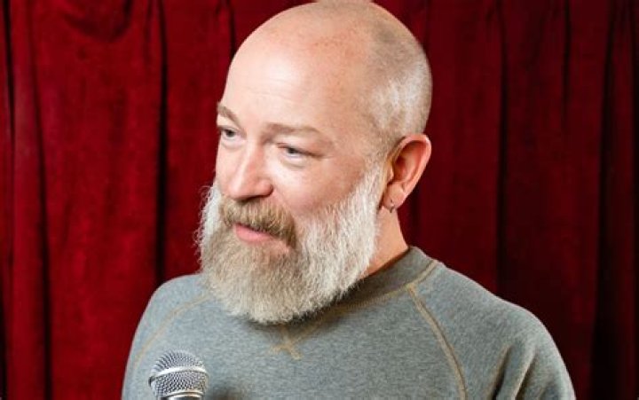 Is Kyle Kinane Off The Market?