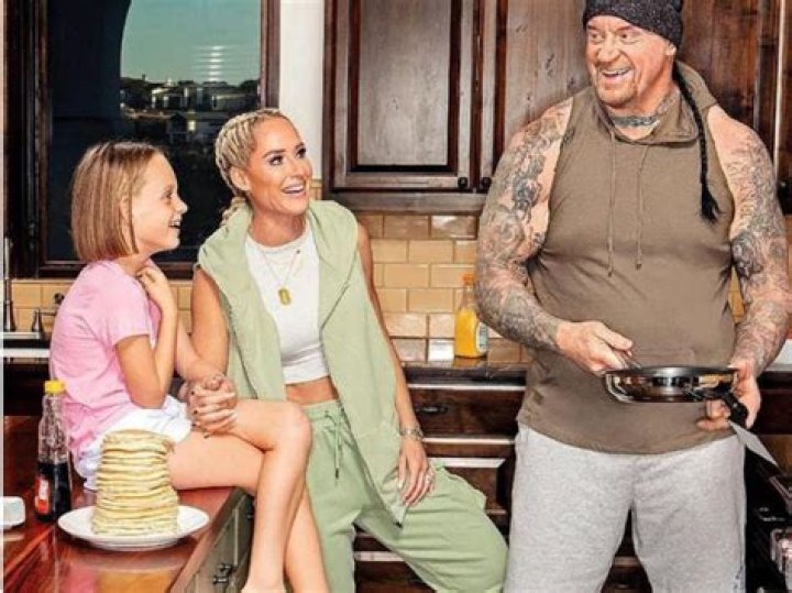Kaia Faith Calaway- Meet Single Daughter Of The Undertaker, and Michelle McCool