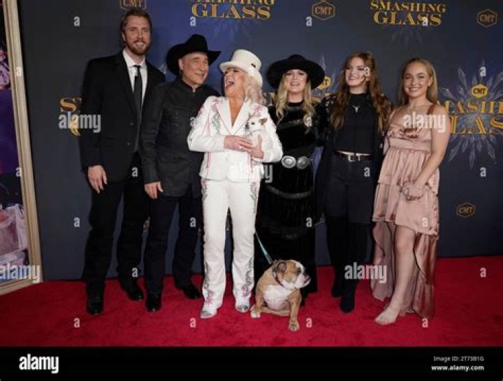 Meet Beau Grayson Tucker, Tanya Tucker's Son