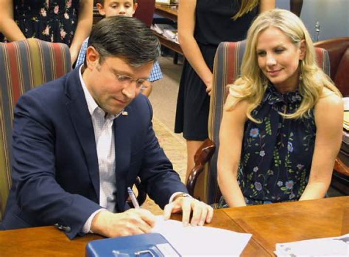 Meet Kelly Johnson's parents Ken and Betty Lary (Photo)