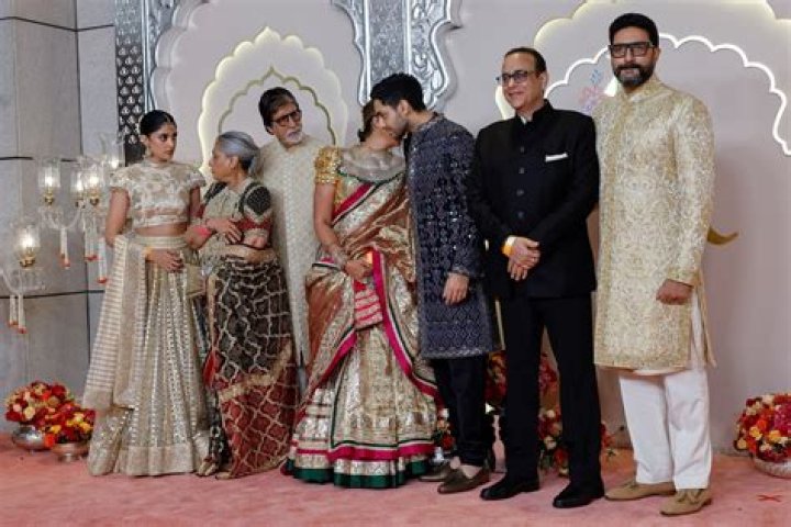 Meet Shania Serena, Dhalia Nora, Alessia, Sabrina |