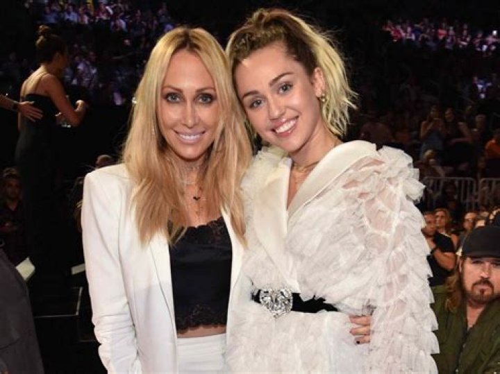 Miley Cyrus Parents, Meet Billy Ray Cyrus And Tish Cyrus The Force Behind Naturing Miley |