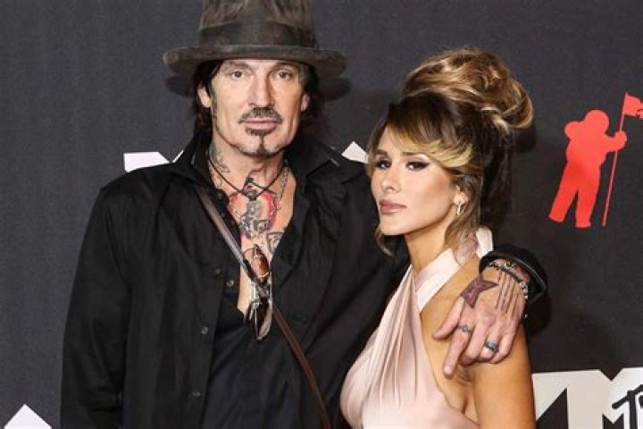 Revealing the Intriguing Aspects of Her Life, Marriage to Tommy Chong, and Net Worth