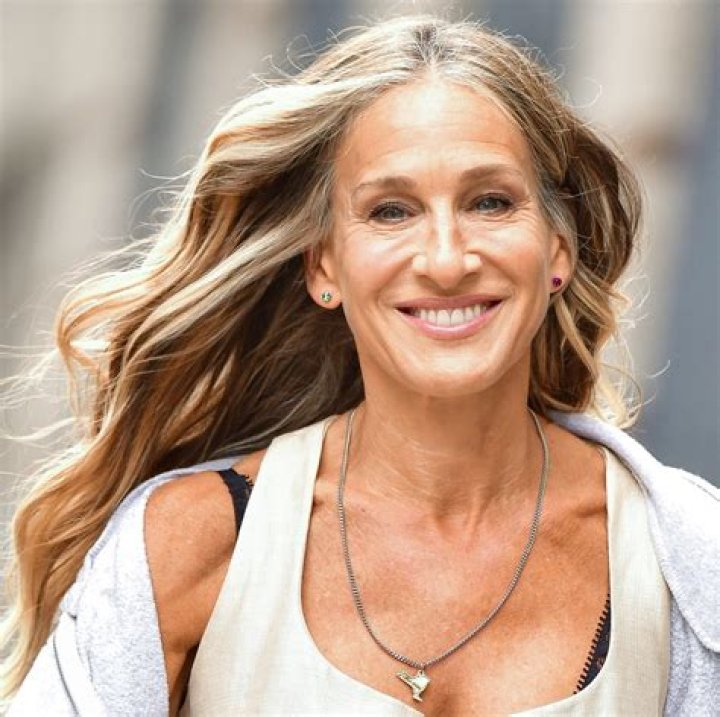 Sarah Jessica Parker's Height And Weight Explored