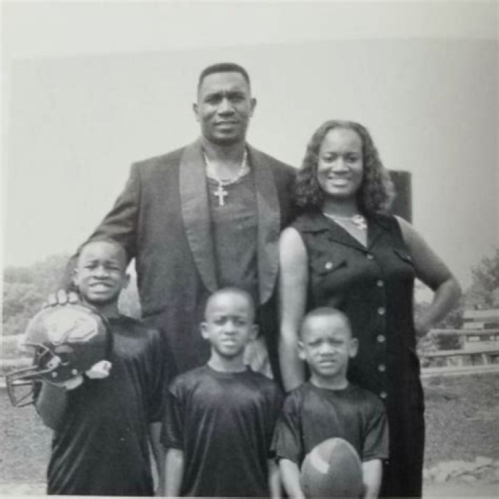 Tremaine Edmunds family, girfriend, parents, siblings, children |
