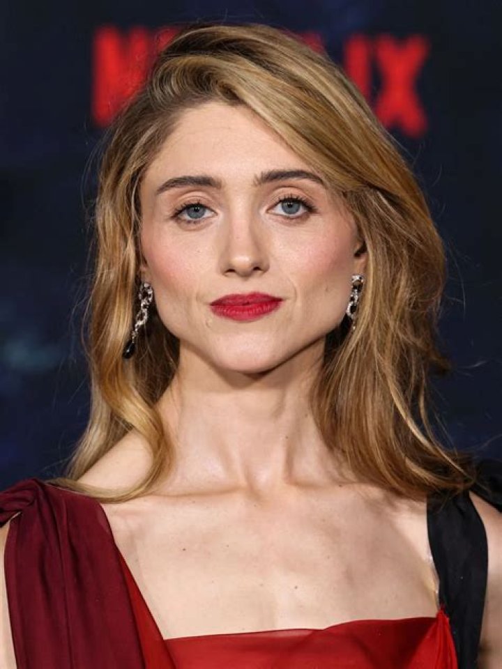 Uncover The Secrets Of Natalia Dyer's Enviable Physique