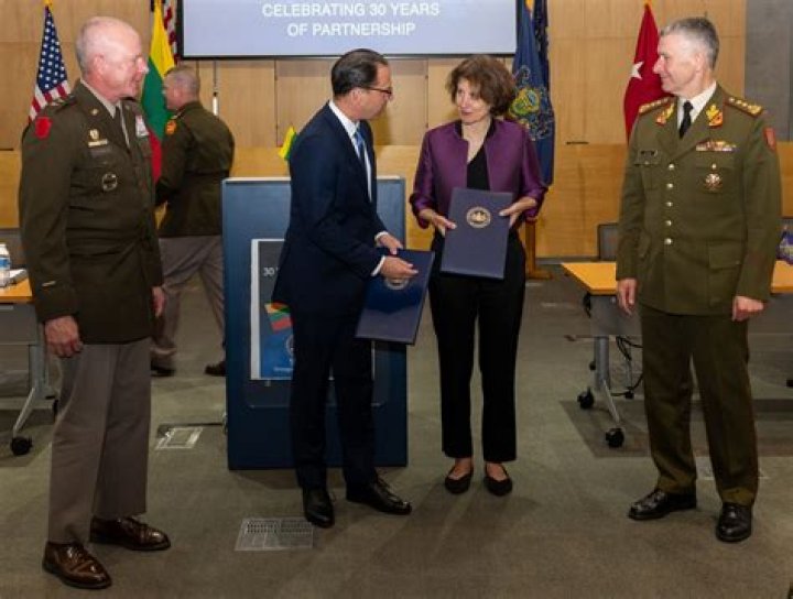 Unveil The Secrets And Support Behind Lorraine Toussaint's Enduring Partnership