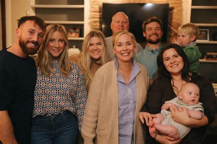 Unveiling Leanne Morgan's Net Worth 2023: Insights And Surprises