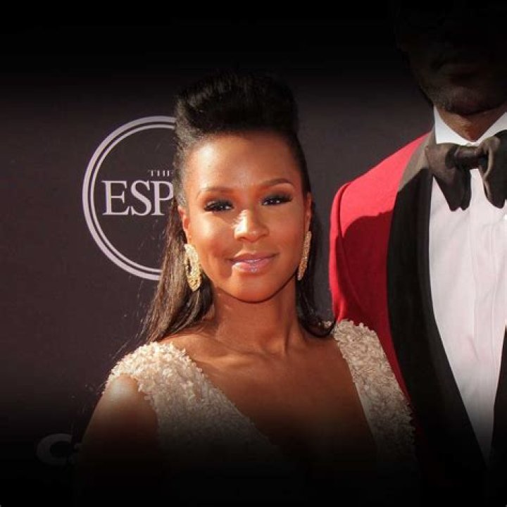 Unveiling The Enigmatic Private Life Of Savannah James's Sister