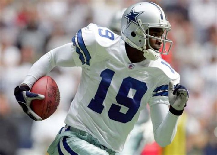 Unveiling The Secrets Of Keyshawn Johnson's Basketball Legacy