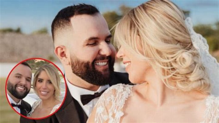 Unveiling The Truth: Carin Leon's Ex-Wife Exposed!