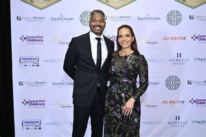 Who is ESPN's Elle Duncan's Husband Omar Abdul Ali and How Many Kids Do They Have?