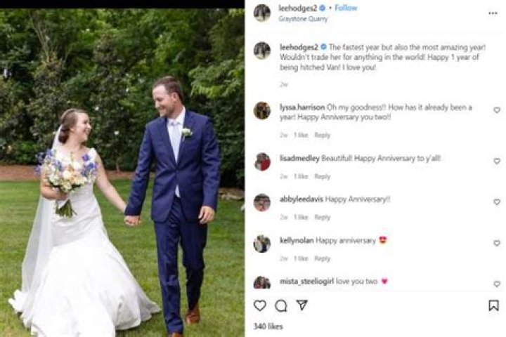 Who is Lee Hodges wife Savannah Hodges? Bio, age, career, children, Instagram