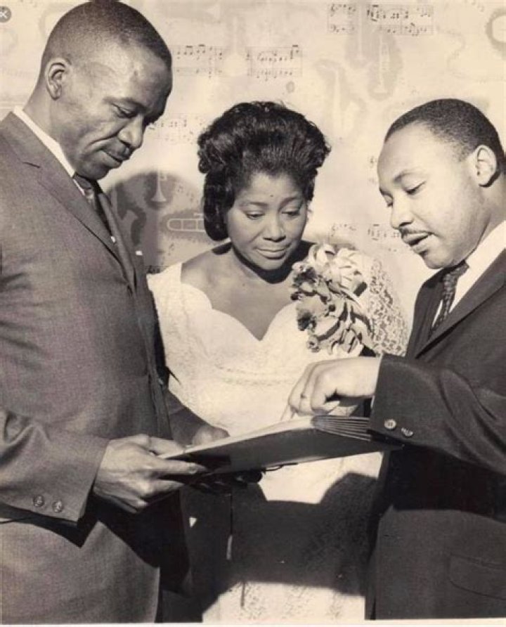 Who is Mahalia Jackson husband Isaac Hockenhull? |