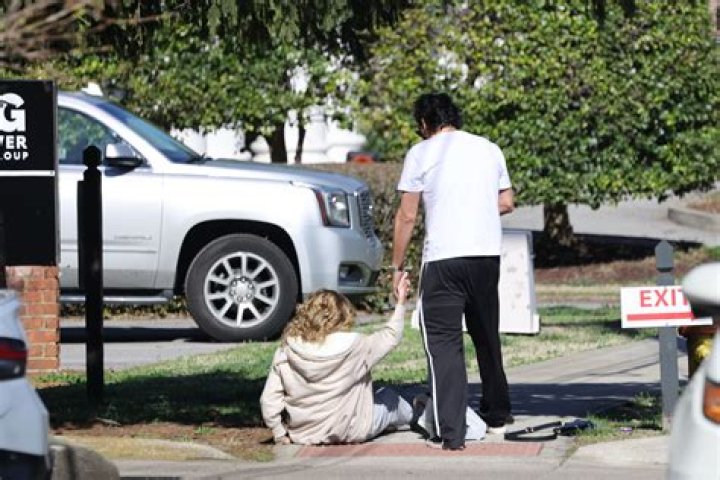 Who is Richard Genelle wife Rosa Isela Genelle? |