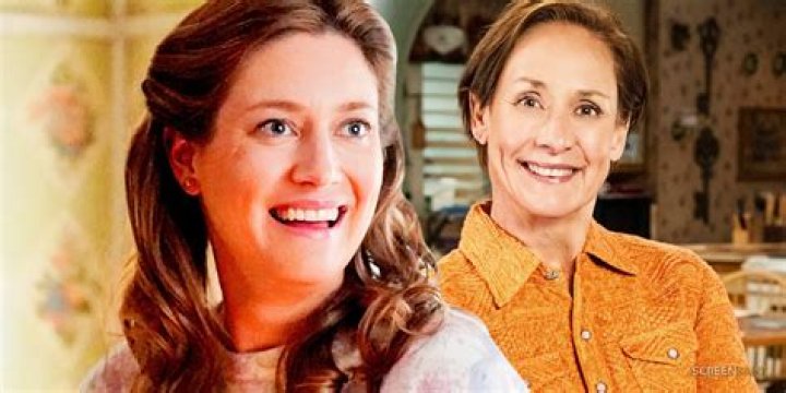 Zoe Perry's Journey As A Mother
